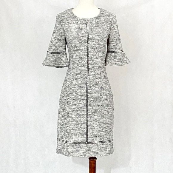 Banana Republic Dresses & Skirts - Banana Republic Cotton Blend Bell Sleeve Dress